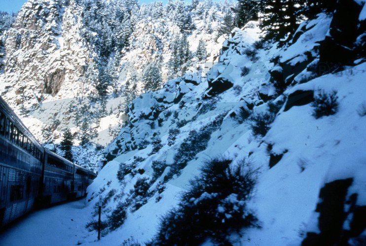 <i>California Zephyr</i>  rounding a bend in Glenwood Canyon, Colo., 1980s.