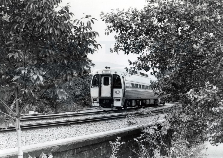 <i>Connecticut Valley Service</i> train at Hartford, 1980s.