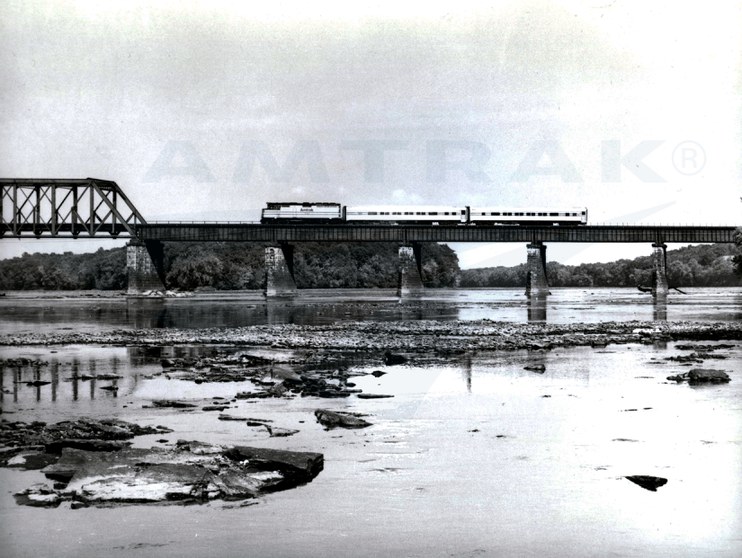 <i>Connecticut Valley Service</i> train crossing the Connecticut River, 1980s.