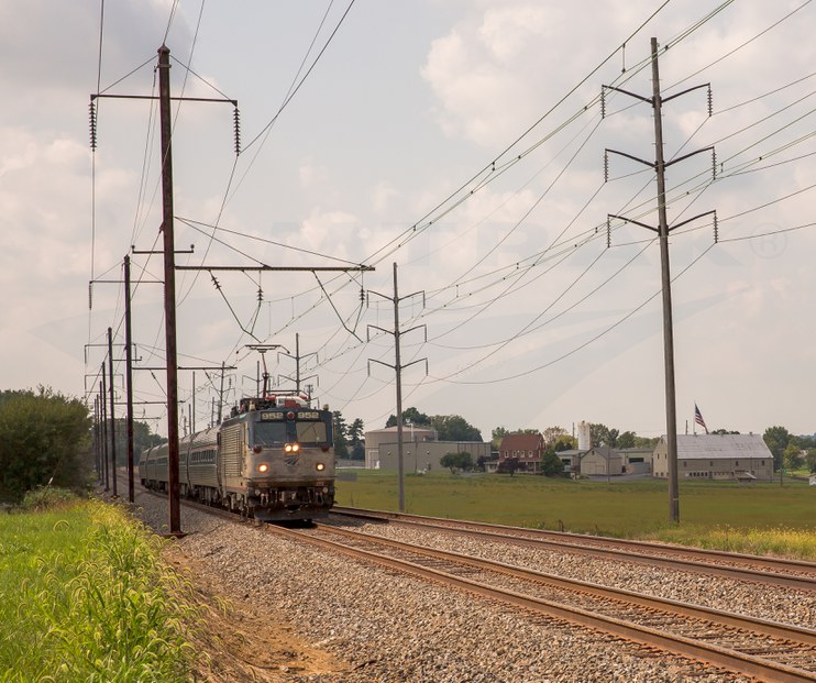 <i>Keystone Service</i> train in the Pennsylvania countryside, 2013.
