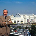 W. Graham Claytor, Jr. in front of Washington Union Station, 1988.