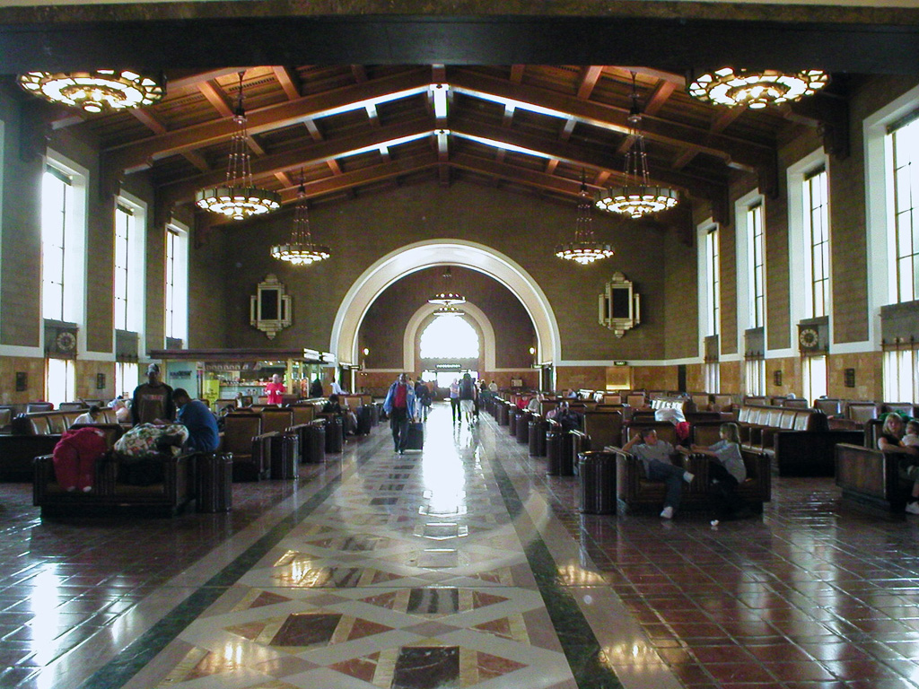 LAX station interior
