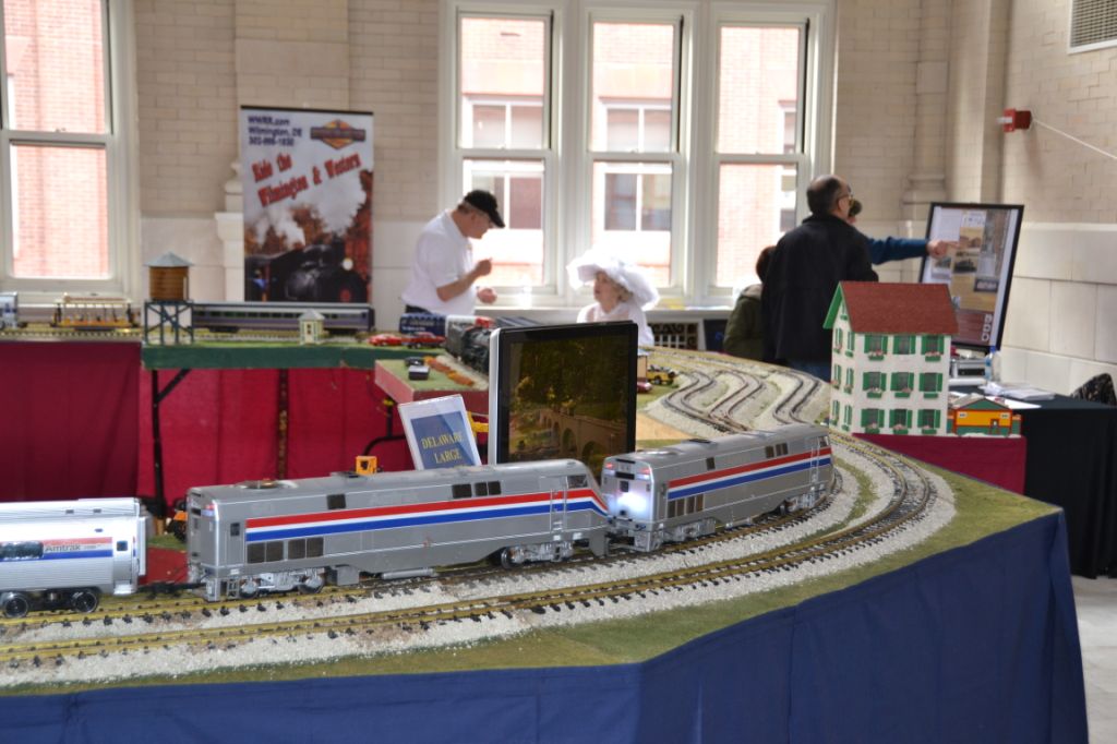 model trains wil